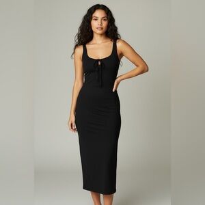 NWOT, Cider, women’s large fitted black maxi dress never worn